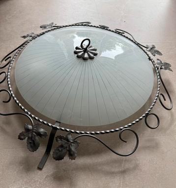 Vintage jaren 60 plafondlamp van glas en smeedijzer beschikbaar voor biedingen
