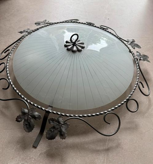 Vintage jaren 60 plafondlamp van glas en smeedijzer, Huis en Inrichting, Lampen | Plafondlampen, Zo goed als nieuw, Glas, Ophalen