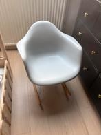 Schommelstoel kinderkamer lichtgrijs, Ophalen, Zo goed als nieuw, Stoel(en)