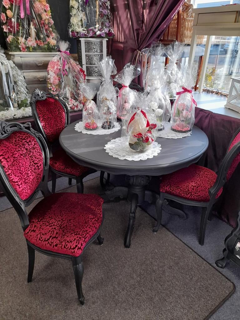 Zwarte barok eethoek compleet of los te koop, Ophalen