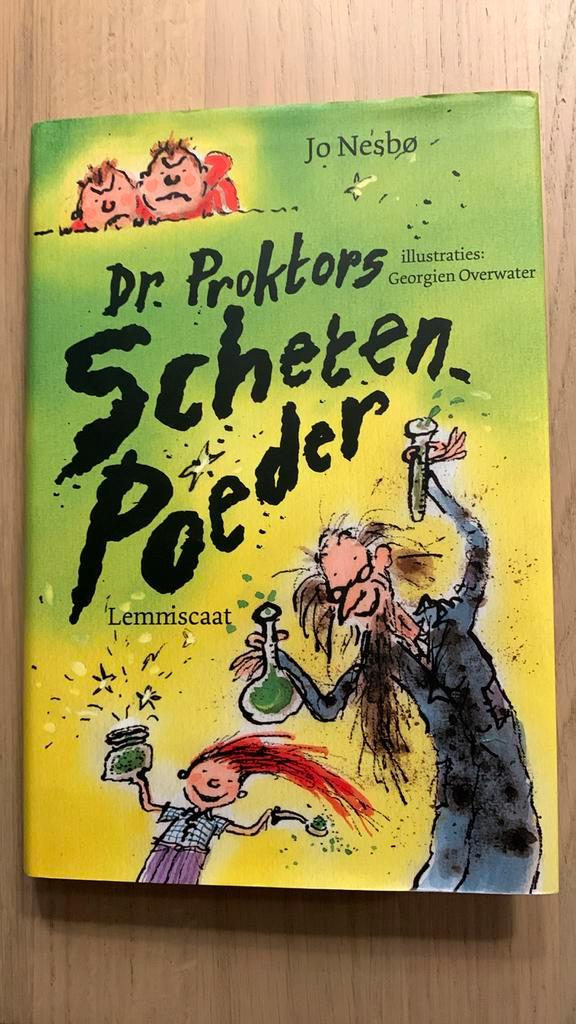 Jo Nesbø - Dr. Proktors Schetenpoeder, Boeken, Kinderboeken | Jeugd | 10 tot 12 jaar, Zo goed als nieuw, Ophalen of Verzenden
