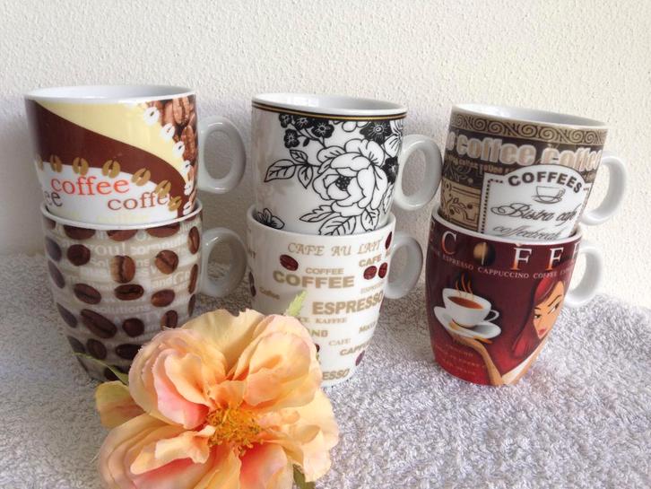 ☕6 Siaki SENSEO/ Cappuccino KOFFIEMOKKEN/koffie kopjes., Huis en Inrichting, Keuken | Servies, Zo goed als nieuw, Kop(pen) en/of Schotel(s)