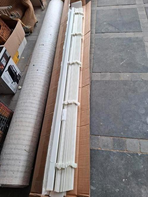 50 mm witte luxaflex NIEUW in verpakking, Huis en Inrichting, Stoffering | Gordijnen en Lamellen, Nieuw, Wit, Ophalen