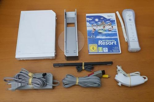 Nintendo Wii SPORTS RESORT PACK, Spelcomputers en Games, Spelcomputers | Nintendo Wii, Gebruikt, Met 1 controller, Met games, Ophalen of Verzenden