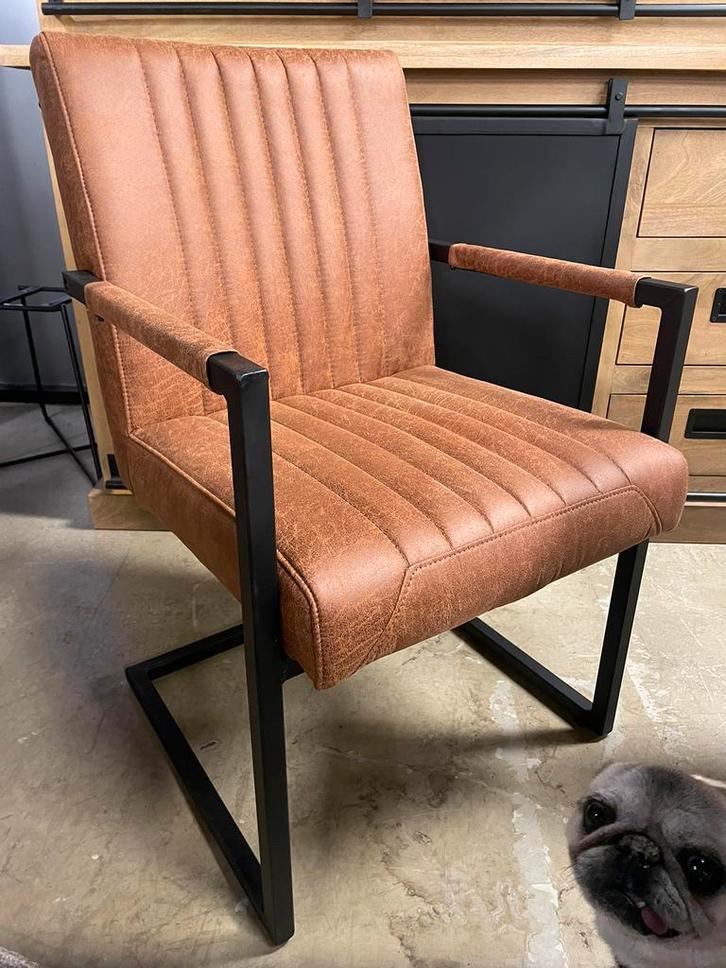 LEEGVERKOOP OP VOORRAAD ARMSTOEL LEER COGNAC ! 159 SALE, Huis en Inrichting, Stoelen, Nieuw, Vijf, Zes of meer stoelen, Leer, Bruin