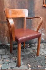 Vintage houten bureaustoel met skai lederen zitting., Antiek en Kunst, Antiek | Meubels | Stoelen en Banken, Ophalen