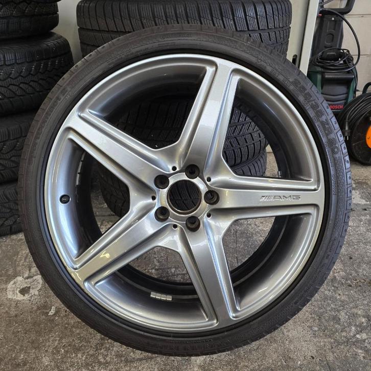 Originele AMG Breedset MB S-Klasse (W221) / CL-Klasse (W216), Auto-onderdelen, Banden en Velgen, Banden en Velgen, Zomerbanden