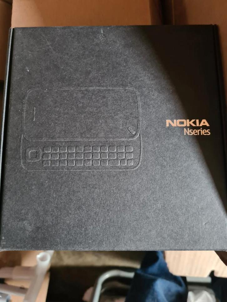 Nokia Nseries N97 met doos en alle accessoires Zeldzaam!, Telecommunicatie, Mobiele telefoons | Nokia, Gebruikt, Schuifmodel, Fysiek toetsenbord