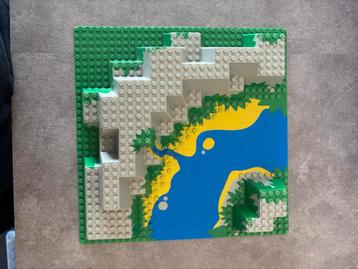 Lego Baseplate Raised 6024px2 32 x 32 Canyon beschikbaar voor biedingen