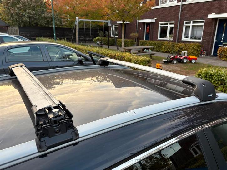 Thule Wingbar Edge dakdragers + Kit 186037, Auto diversen, Dakdragers, Gebruikt, Ophalen