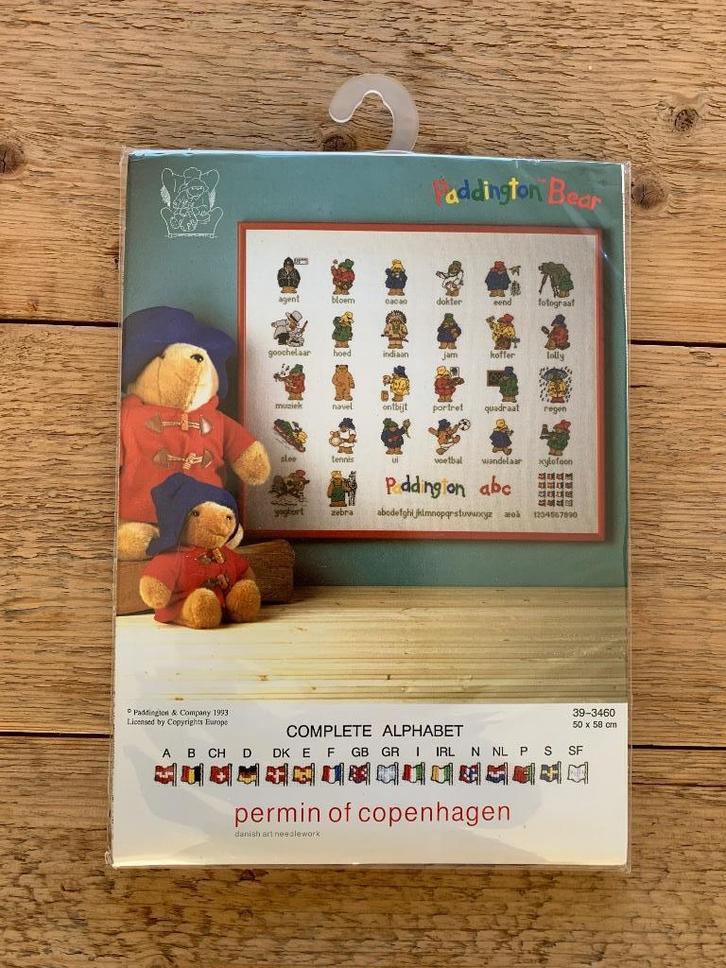 Borduurpakket Permin of Copenhagen Paddington Bear  Alphabet, Hobby en Vrije tijd, Borduren en Borduurmachines, Nieuw, Borduurpakket