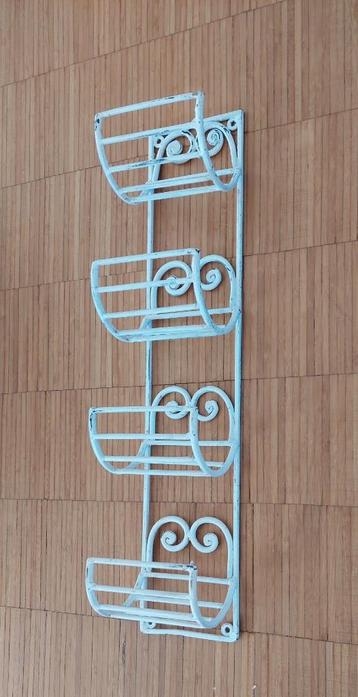 Toiletrolhouder. Verlaagd in prijs. €20 beschikbaar voor biedingen