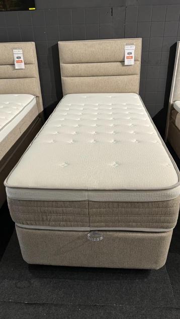 Eenpersoonsbed | Boxspring | incl. topper | Opbergruimte beschikbaar voor biedingen