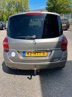 Renault Grand Modus 1.2 TCE 2009 Beige, Auto's, Renault, Voorwielaandrijving, 4 cilinders, 100 pk, Beige