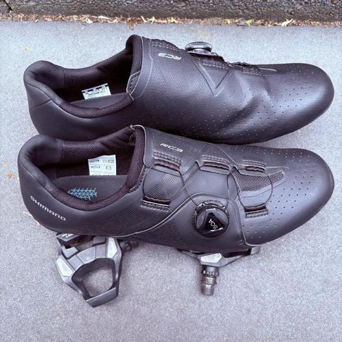 Shimano RC302 Breed Wielrenschoenen Zwart Heren 46E, Fietsen en Brommers, Fietsaccessoires | Fietskleding, Zo goed als nieuw, Heren