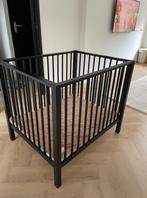 Zwart mat europe baby box, Kinderen en Baby's, Boxen, Ophalen, Zo goed als nieuw, Rechthoekig, Boxkleed