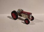 Corgi Toys No. 50 Massey Ferguson 65 Tractor, Hobby en Vrije tijd, Modelauto's | 1:43, Ophalen of Verzenden, Gebruikt, Tractor of Landbouw