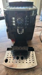 DeLonghi Espressomachine, Afneembaar waterreservoir, Gebruikt, Espresso apparaat, 2 tot 4 kopjes