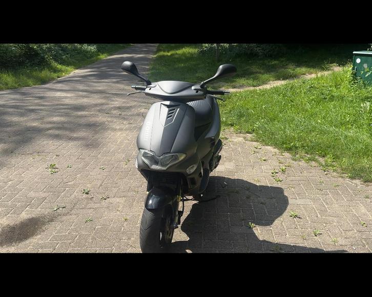 Gilera runner 180, Fietsen en Brommers, Scooters | Piaggio, Zo goed als nieuw, Overige modellen, Maximaal 45 km/u, Benzine, Ophalen of Verzenden