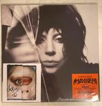 LADY GAGA | MAYHEM | SIGNED AND SEALED VINYL ALBUM + POSTER, Ophalen of Verzenden, 2000 tot heden, Nieuw in verpakking, 12 inch