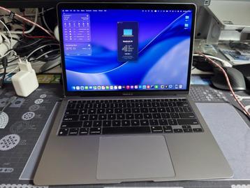 MacBook Air 13" Space Gray M1 8GB 256GB SSD (2020) beschikbaar voor biedingen