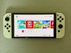 Nintendo Switch oled (wit), Spelcomputers en Games, Spelcomputers | Nintendo Switch, Ophalen of Verzenden, Gebruikt, Met 1 controller