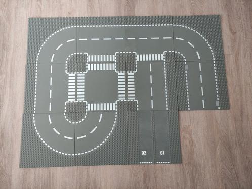 11 Lego City wegenplaten wegplaten donkergrijs zwart, Kinderen en Baby's, Speelgoed | Duplo en Lego, Gebruikt, Lego, Ophalen of Verzenden