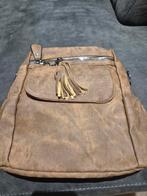 Bruine rugzak met franjes, Sieraden, Tassen en Uiterlijk, Overige merken, 25 tot 40 cm, Nieuw, Ophalen of Verzenden