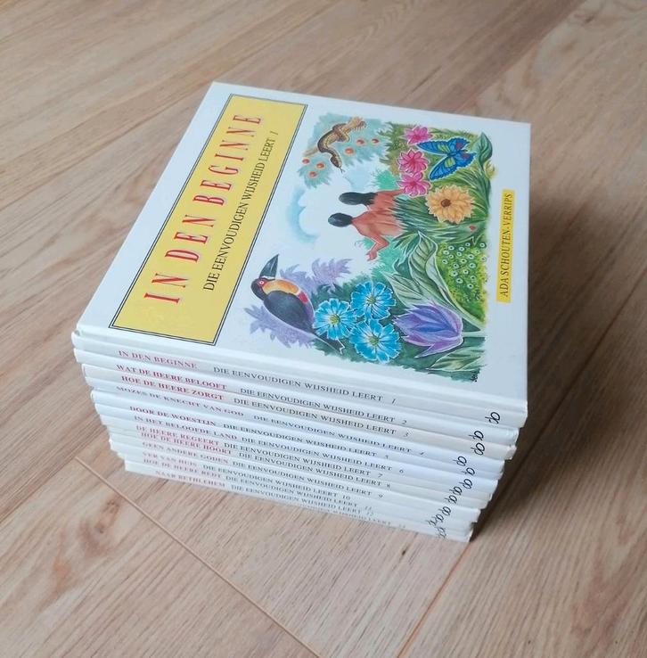 Deel 1 tm 13 - Die eenvoudigen wijsheid leert - Ada Schouten, Boeken, Godsdienst en Theologie, Zo goed als nieuw, Ophalen of Verzenden