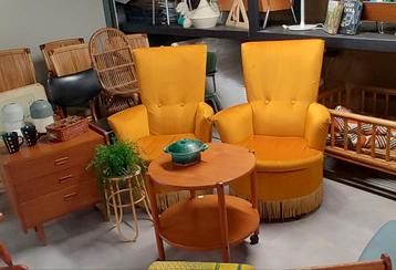Vintage fauteuils beschikbaar voor biedingen
