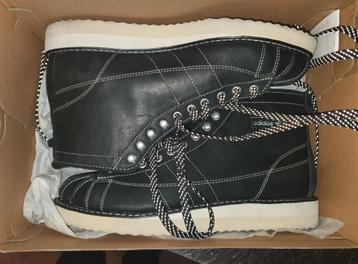 Adidas superstar Boot  beschikbaar voor biedingen