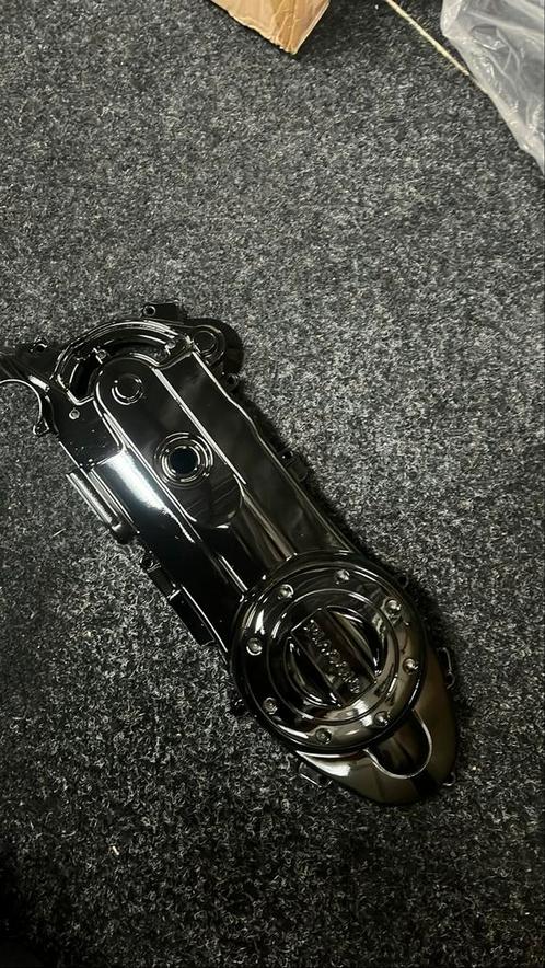 Carter deksel Vespa sprint nieuw glans zwart, Fietsen en Brommers, Brommeronderdelen | Scooters, Nieuw, Vespa, Ophalen