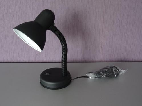 Nieuwe bureaulamp /tafellamp met verstelbare arm + ledlampen, Huis en Inrichting, Lampen | Tafellampen, Ophalen of Verzenden