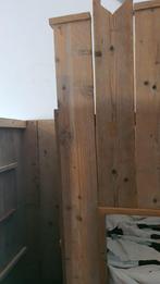 Stijgen houten bed., Huis en Inrichting, Slaapkamer | Bedden, Eenpersoons, Bruin, 140 cm, Zo goed als nieuw