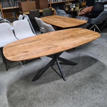 Eettafel Imre Deens ovaal 180 cm Acaciahout Lifestylefurn beschikbaar voor biedingen