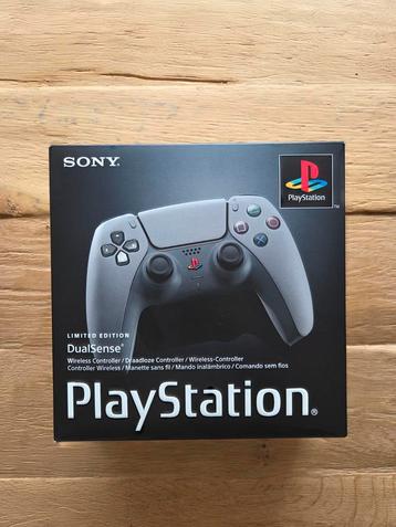 PlayStation 5 DualSense 30th Anniversary - Nieuw! beschikbaar voor biedingen