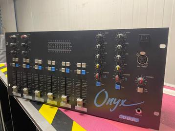 Dateq Onyx 6-Kanaals Club Mixer beschikbaar voor biedingen