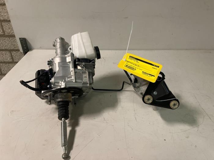 Rembekrachtiger van een Volkswagen Golf, Auto-onderdelen, Remmen en Aandrijving, Volkswagen, Gebruikt, 3 maanden garantie, Ophalen of Verzenden