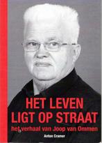 Het leven ligt op straat, Boeken, Geschiedenis | Stad en Regio, 20e eeuw of later, Anton Cramer, Ophalen of Verzenden, Zo goed als nieuw