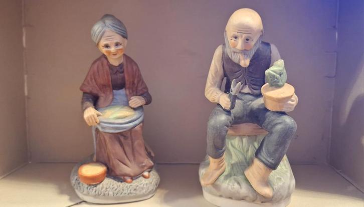 Vintage Porseleinen Beeldjes - Oud Stel, Antiek en Kunst, Antiek | Porselein, Ophalen of Verzenden