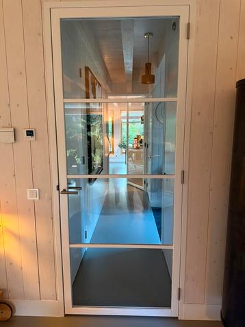 binnendeur Skantrae hout met glas wit RAL 9003 h229.5xb93 beschikbaar voor biedingen