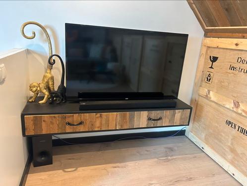 TV-meubel – Hout & Zwart Metaal | Industrieel Design, Huis en Inrichting, Kasten | Televisiemeubels, Zo goed als nieuw, Minder dan 100 cm