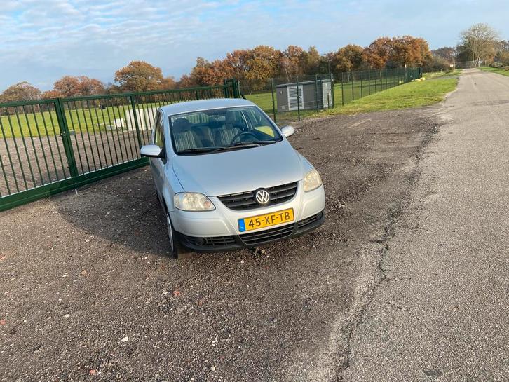 Volkswagen Fox Trendline 1.2 40KW 2007 Grijs, Auto's, Volkswagen, Particulier, Fox, ABS, Airbags, Elektrische buitenspiegels, Elektrische ramen