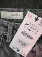 Zara straight jeans maat 38, Ophalen of Verzenden, Nieuw, Blauw, W30 - W32 (confectie 38/40)