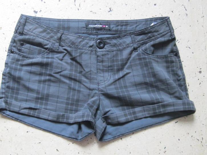 maat M, 1 nieuwe korte Fishbone heup broek, geruit, Kleding | Dames, Broeken en Pantalons, Nieuw, Maat 38/40 (M), Overige kleuren