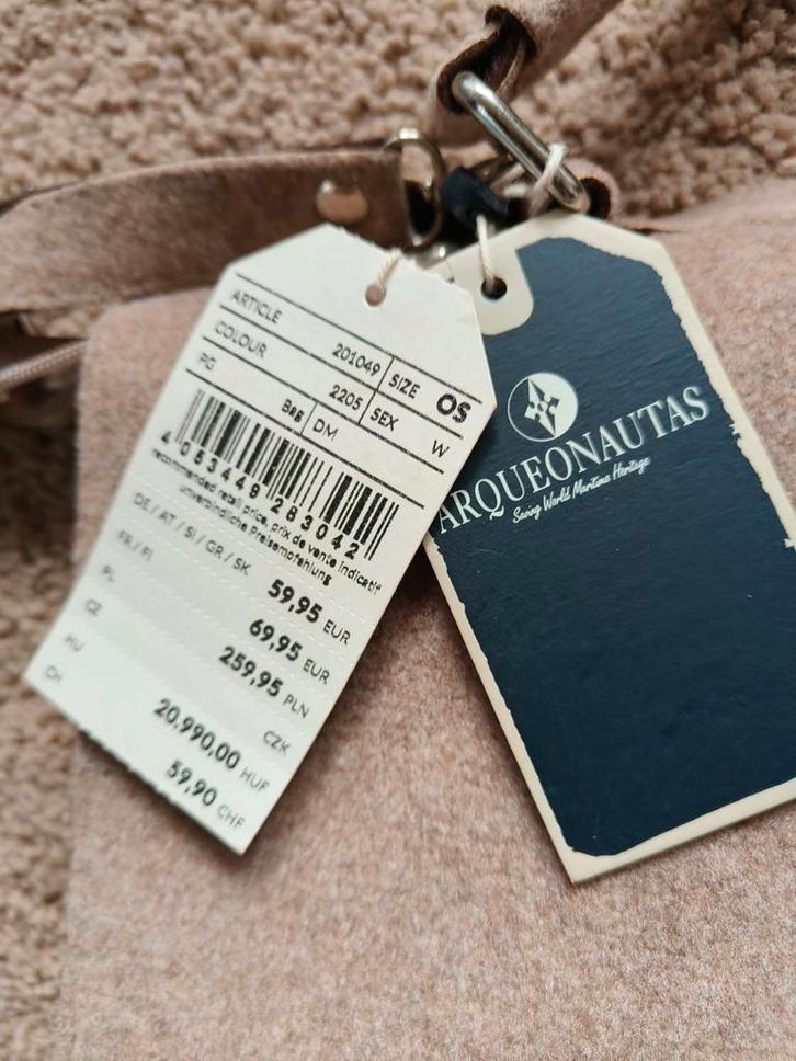 Nieuwe Arqueonautas Schoudertas Beige, Sieraden, Tassen en Uiterlijk, Tassen | Damestassen, Nieuw, Schoudertasje, Beige, Ophalen of Verzenden