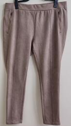 BPC suede stretchy broek in taupe kleur mt. 52/54, Overige kleuren, Ophalen of Verzenden, Zo goed als nieuw, BPC