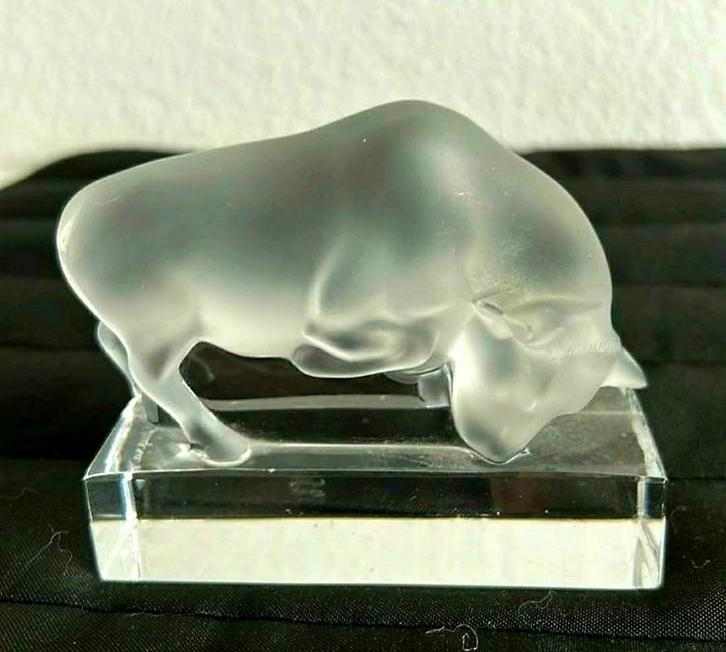 Lalique Taurus Stier, Antiek en Kunst, Kunst | Beelden en Houtsnijwerken, Ophalen of Verzenden