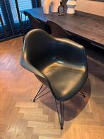 3x Vitra eames stoel., Ophalen of Verzenden, Zo goed als nieuw, Zwart, Drie