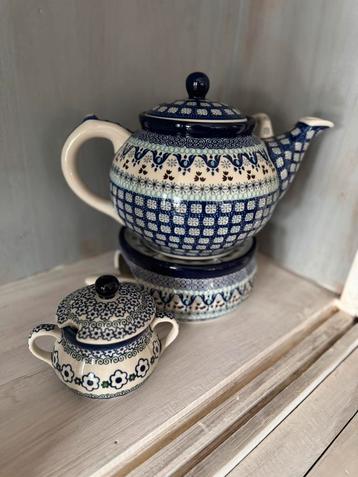 NIEUW Bunzlau Castle theepot, theestoof en suikerpot beschikbaar voor biedingen